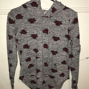 “No boundaries” Grey long sleeve